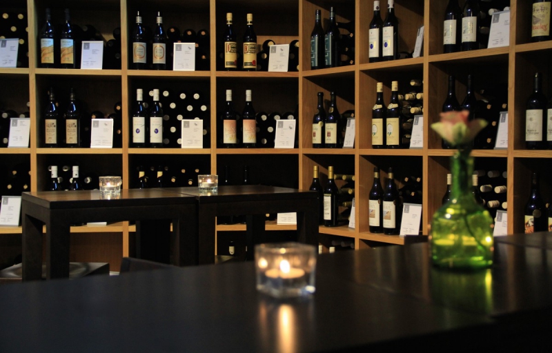 magasin-LA ROCHETTE-min_wine_vinorama_wine_bottle_cellar_red_wine_wines_storage_wine_rack-1077047